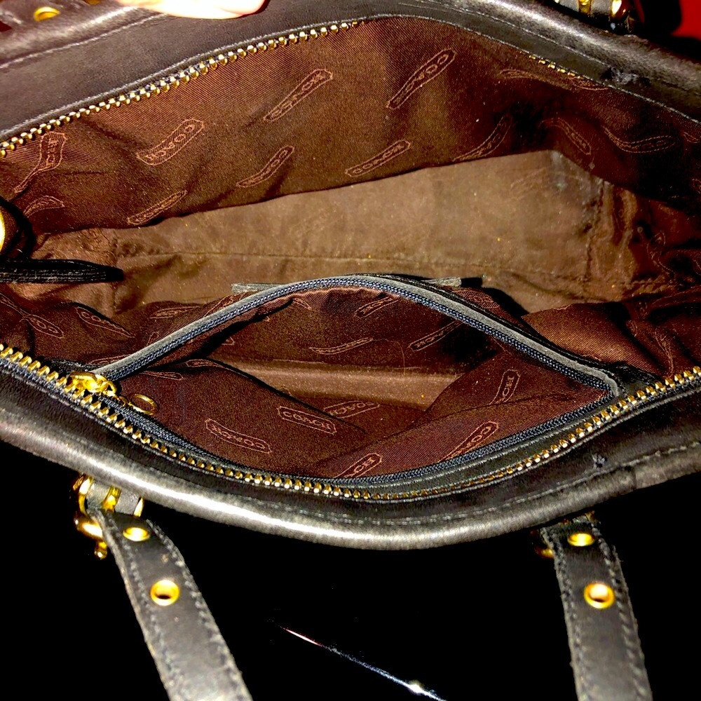 Coach Purse - Picture 5 of 8